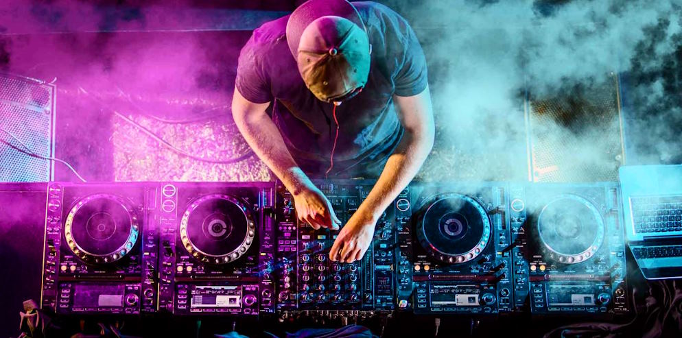 The Beginner’s Guide: How to Start Your Journey as a DJ